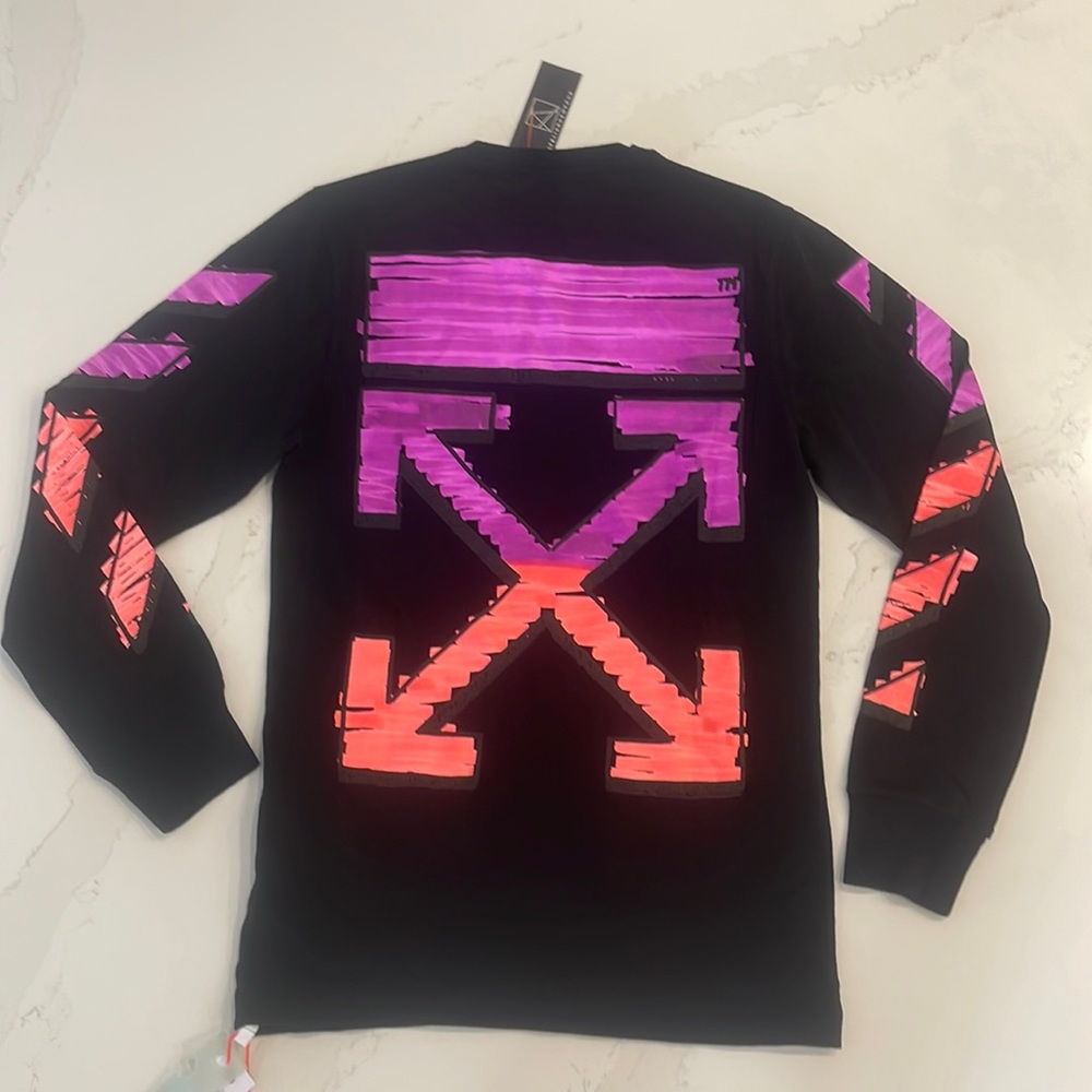 Impossible to find Off-White Ling Sleeve T-shirt